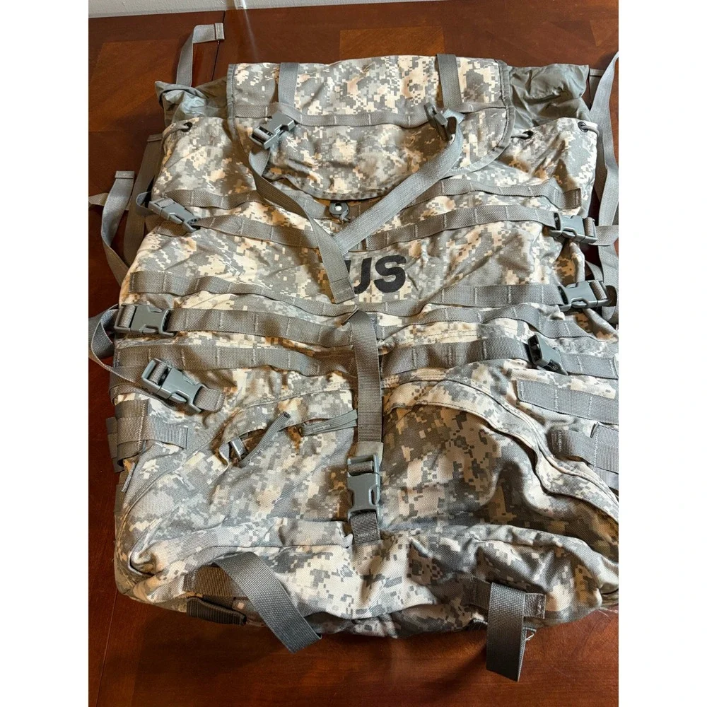 US Military MOLLE II Large Rucksack UCP Digital Camo The Specialty Group Inc.